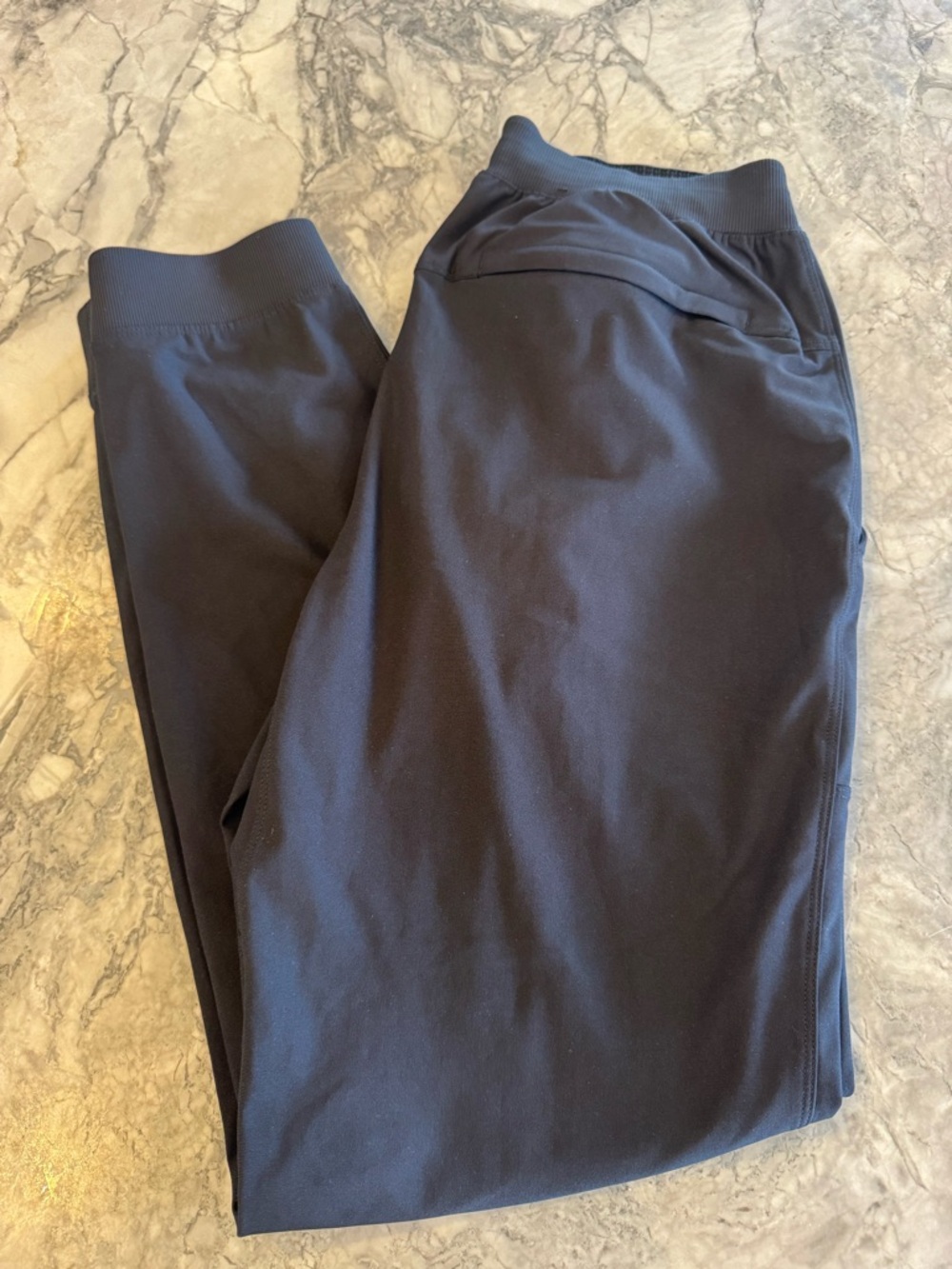 Men's Lululemon Jogger Pants - Classic Comfort